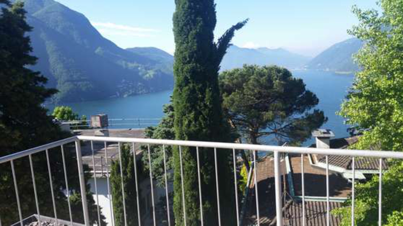 Vista , Attikawohnung zu vermieten, 6977 Ruvigliana