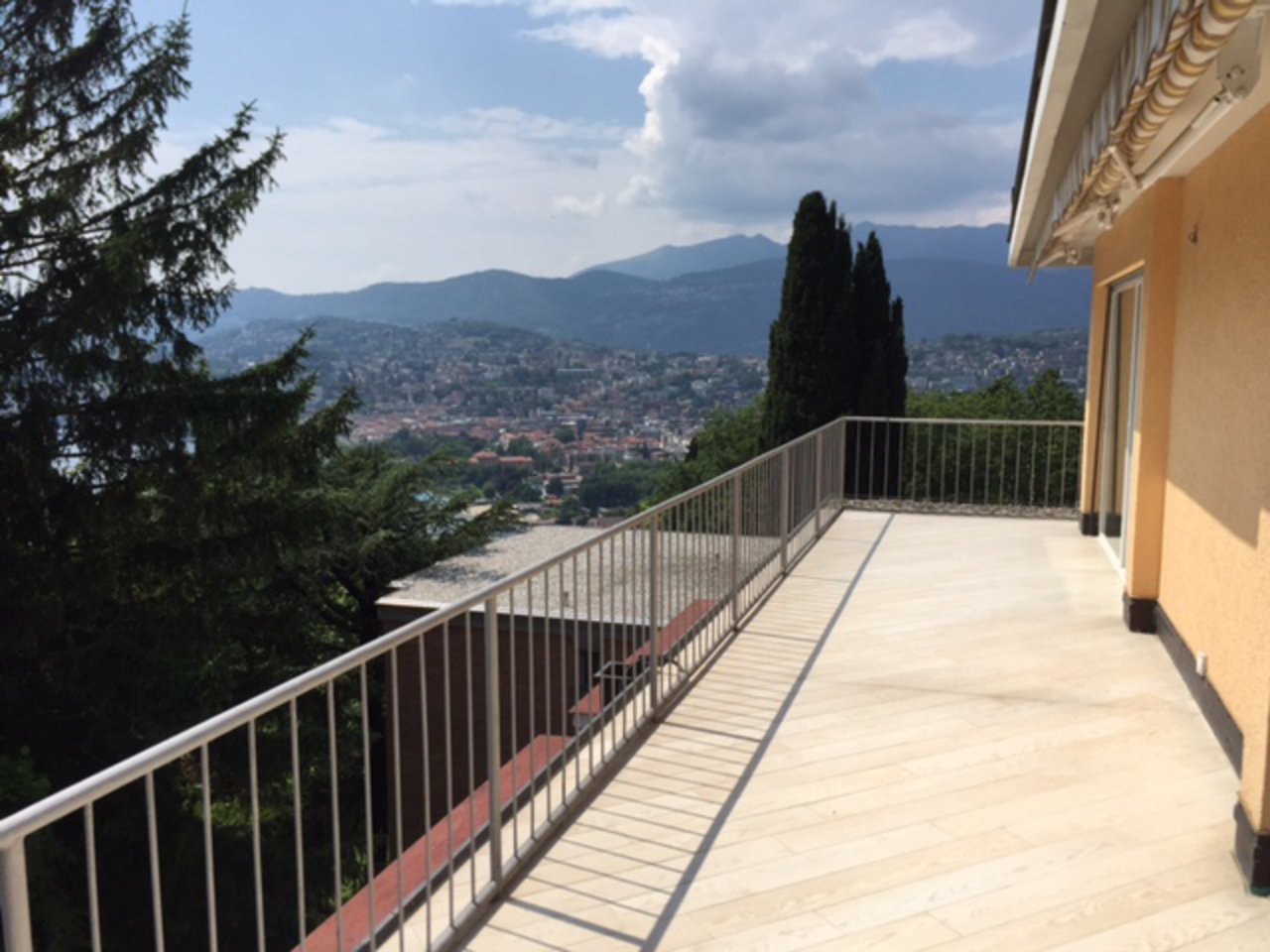 Vista , Attikawohnung zu vermieten, 6977 Ruvigliana