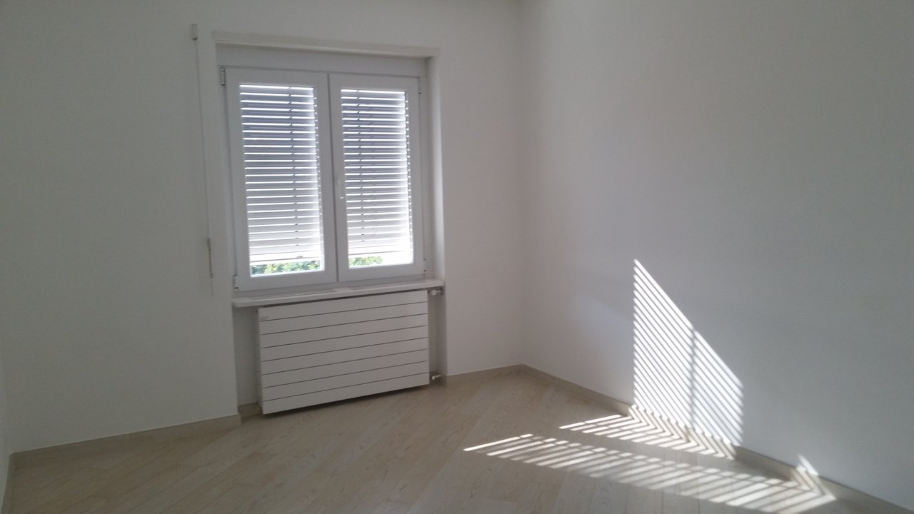 camera , Attikawohnung zu vermieten, 6977 Ruvigliana