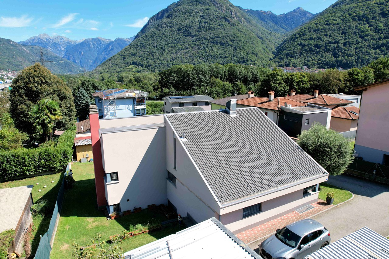 ... , Appartamento vendita, 6518 Gorduno